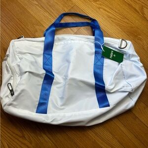 NWT Halara Weekender White & Blue Zipper Gym Duffle Bag with Shoulder Straps